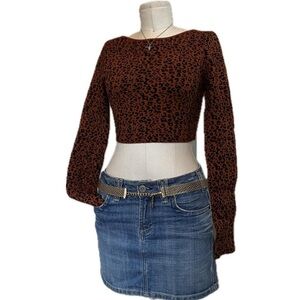Brown and black leopard print long sleeve cropped